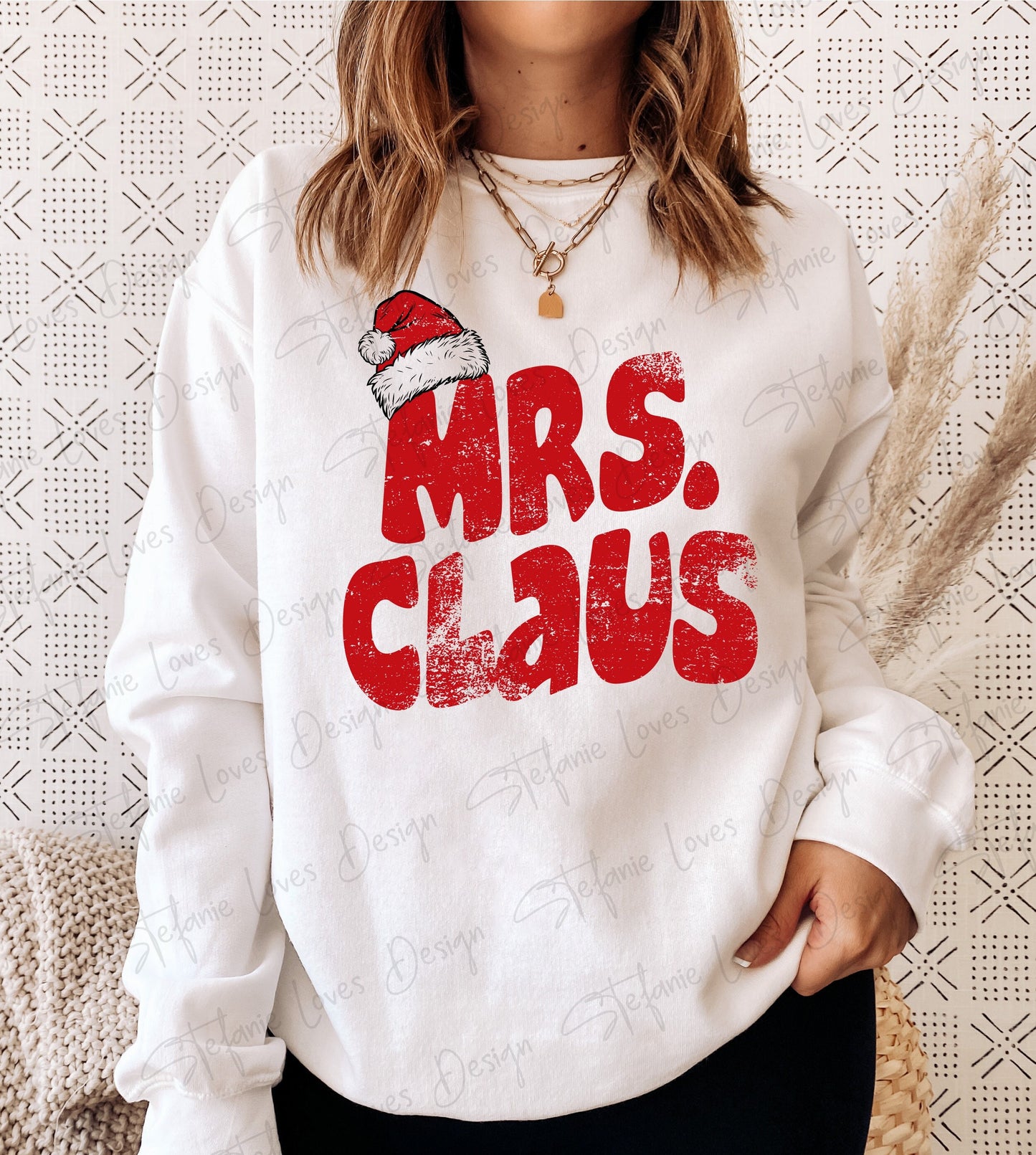 Mrs Claus PNG, Mrs Santa Claus Christmas distressed png, Holiday shirt png, Digital Design