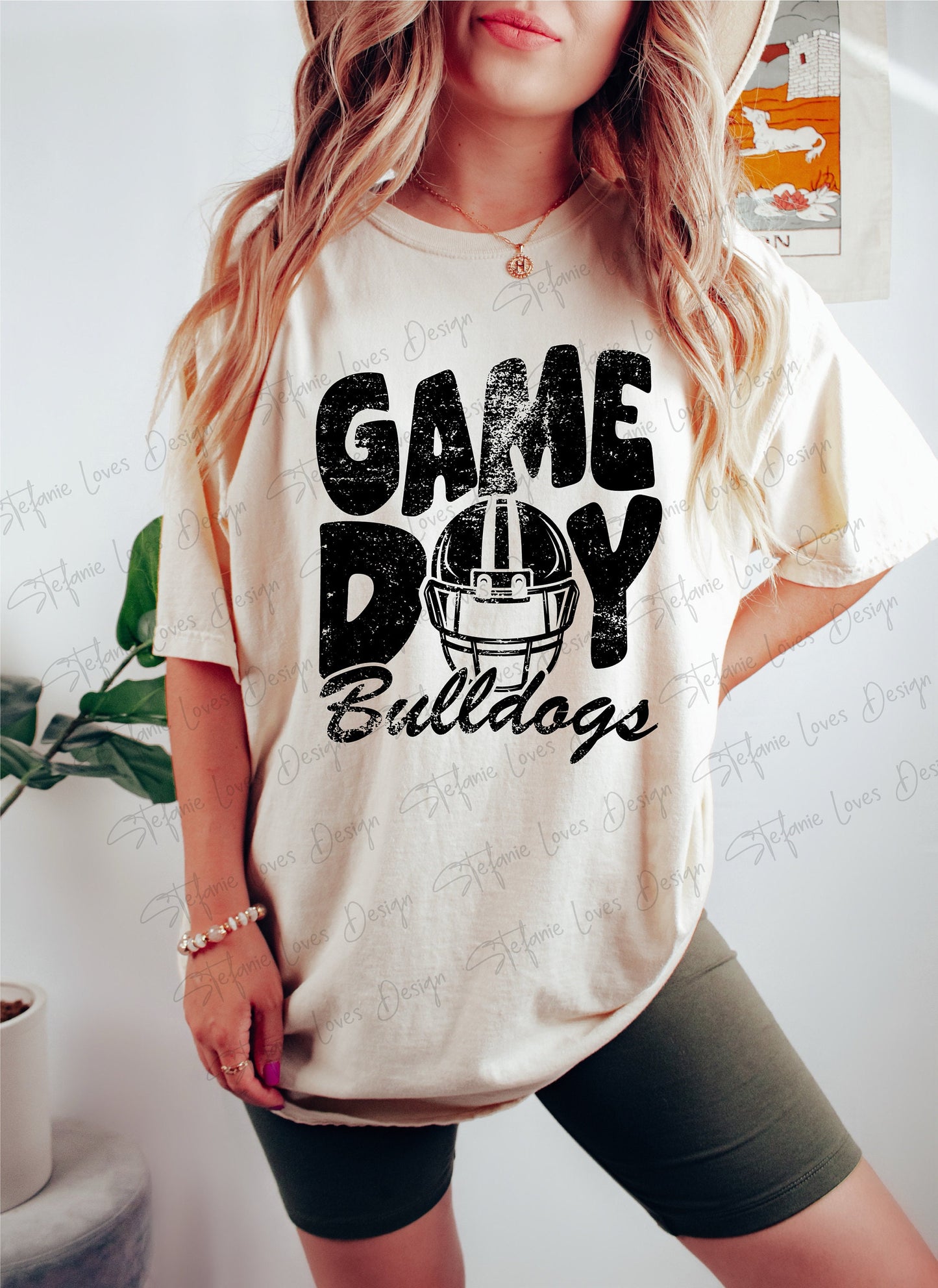 Game Day Bulldogs png, Distressed Game Day Helmet png, Game Day Football Helmet Bulldogs
